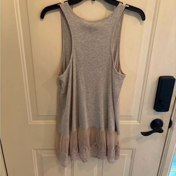 Anthropologie Umgee Light Gray Ribbed Tank Top with Lace Hem - Picture 5 of 5